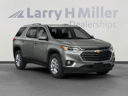 Used 2020 Chevrolet Traverse LT image 9