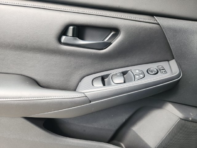 Used 2024 Nissan Sentra S FWD image 20
