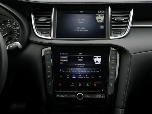 Certified 2023 INFINITI QX50 Luxe AWD/4WD image 13