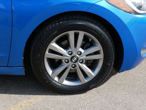 Used 2017 Hyundai Elantra SE FWD image 15