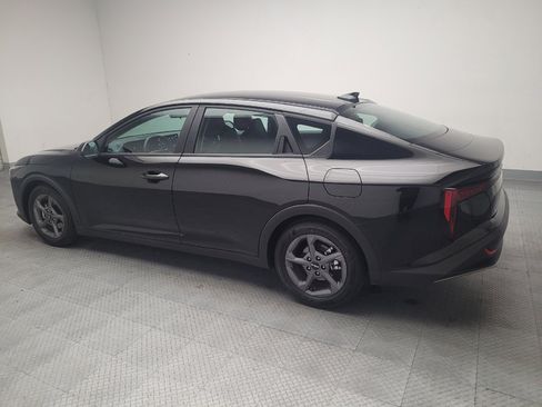 Used 2025 Kia K4 FWD image 3