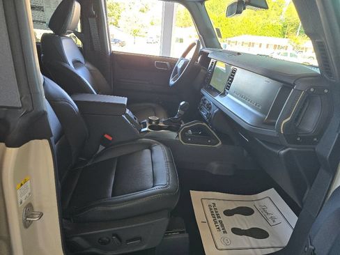 New 2025 Ford Bronco Badlands AWD/4WD image 12