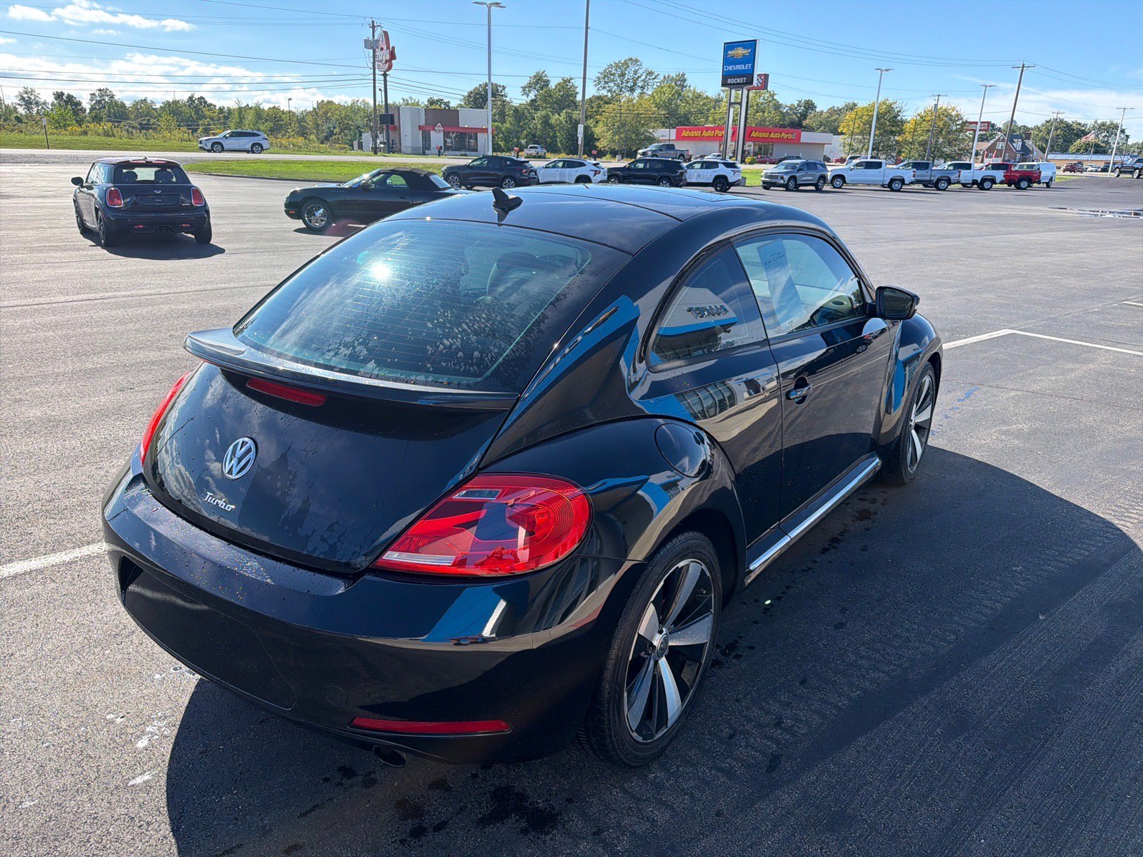 Used 2013 Volkswagen Beetle 2.0T FWD image 4