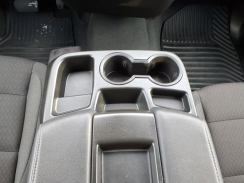 Used 2025 Chevrolet Silverado 2500 LT w/ Convenience Package image 17