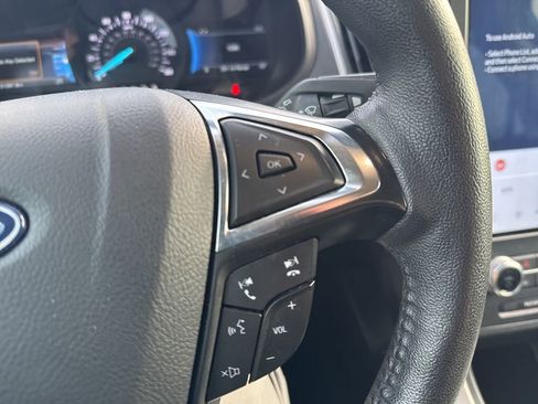 Used 2024 Ford Edge SEL image 15