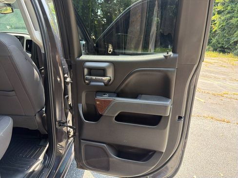 Used 2016 GMC Sierra 1500 SLE w/ SLE Value Package AWD/4WD image 24