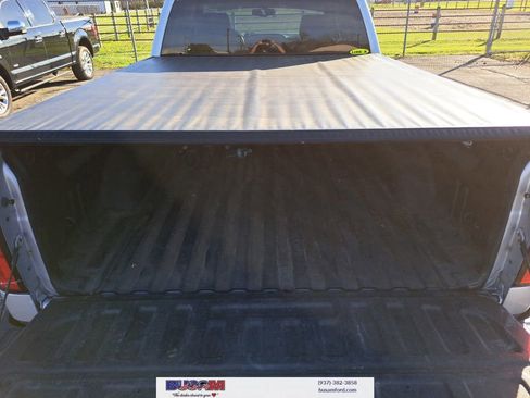 Used 2014 GMC Sierra 1500 SLT w/ SLT Preferred Package image 6