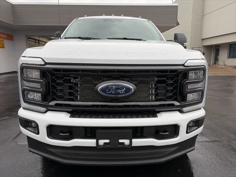 New 2026 Ford F250 XL w/ STX Appearance Package AWD/4WD image 3