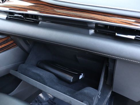 Used 2021 Cadillac Escalade ESV Luxury image 55