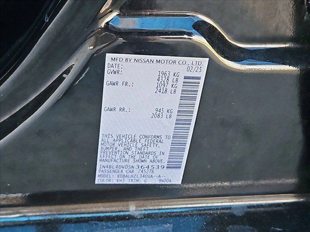 Used 2025 Nissan Altima 2.5 SV FWD image 24