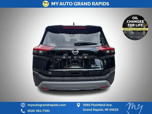 Used 2023 Nissan Rogue SV AWD/4WD image 6
