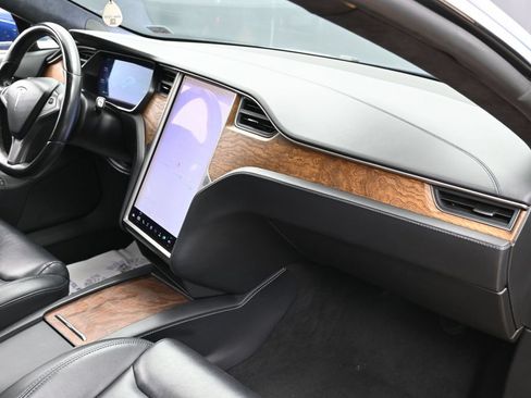 Used 2020 Tesla Model S Long Range Plus AWD/4WD image 39