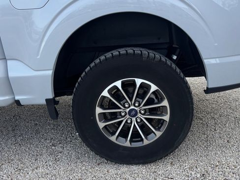 Certified 2022 Ford F150 XLT w/ Equipment Group 302A High image 19