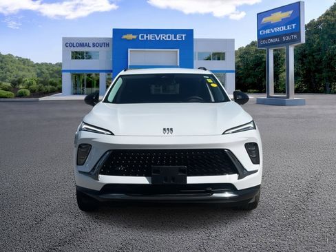 Certified 2025 Buick Envision Sport Touring image 9