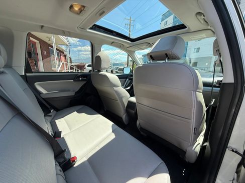 Used 2015 Subaru Forester 2.5i Limited w/ Popular Package #1 AWD/4WD image 14