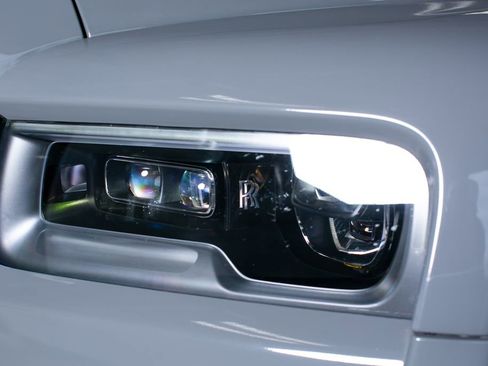 Used 2022 Rolls-Royce Cullinan image 14