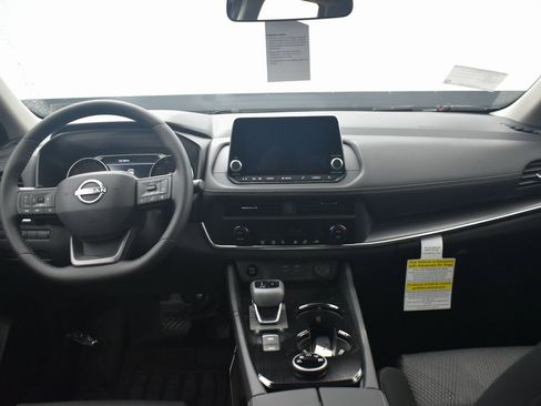 New 2025 Nissan Rogue SV image 24