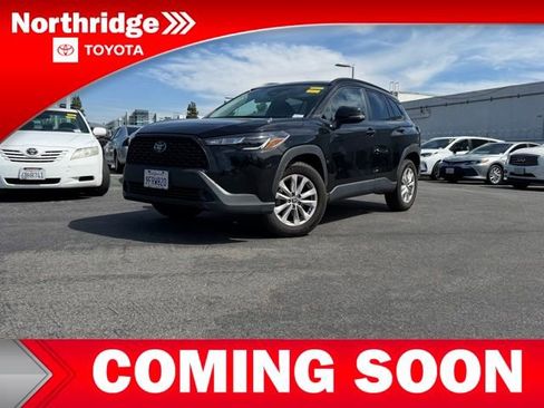 Used 2023 Toyota Corolla Cross LE image 3