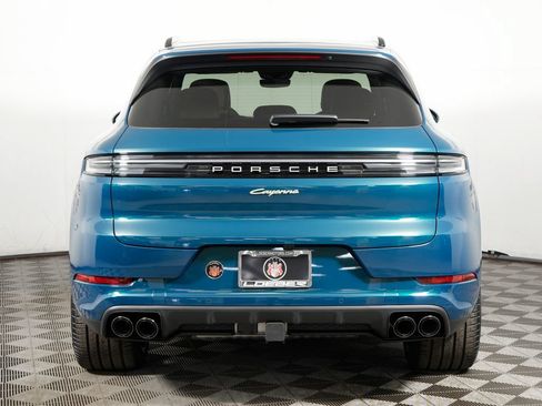 Certified 2026 Porsche Cayenne E-Hybrid AWD/4WD image 6
