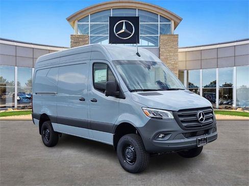 New 2025 Mercedes-Benz Sprinter 2500 image 6