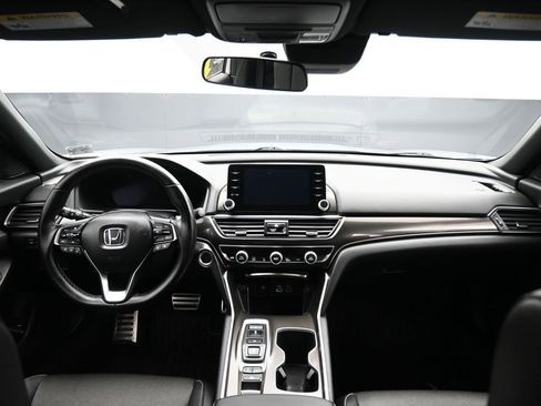 Used 2022 Honda Accord Sport image 41