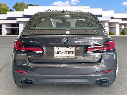 Used 2023 BMW 530e xDrive w/ Executive Package AWD/4WD image 6