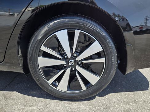 Used 2022 Nissan Altima 2.5 SV FWD image 36
