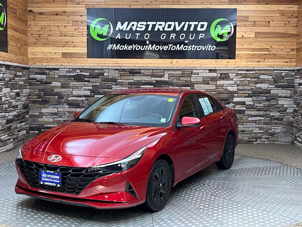 Used 2023 Hyundai Elantra SEL FWD image 9