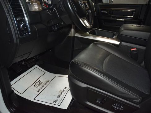 Used 2017 RAM 2500 Laramie w/ Sport Appearance Group AWD/4WD image 35