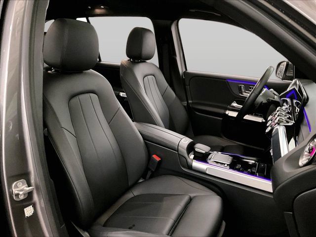 Used 2023 Mercedes-Benz GLB 250 4MATIC image 7