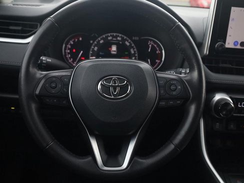 Used 2025 Toyota RAV4 XLE w/ Weather Package AWD/4WD image 7