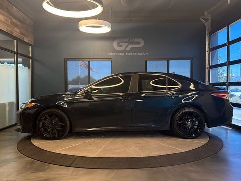 Used 2019 Toyota Camry LE FWD image 6