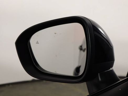 Used 2026 Nissan Rogue SV FWD image 37