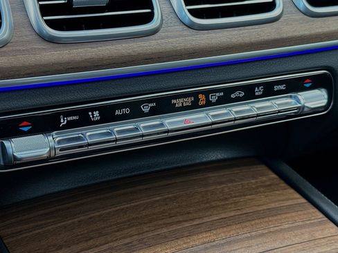 Used 2025 Mercedes-Benz GLE 350 4MATIC image 14