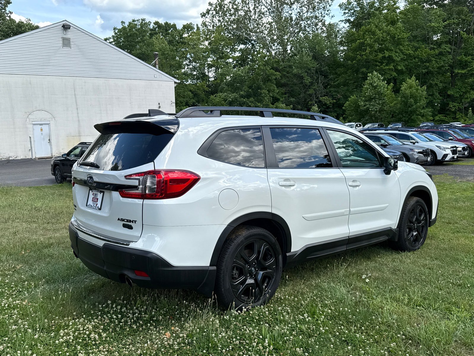 Used 2023 Subaru Ascent Onyx Edition Limited AWD/4WD image 6