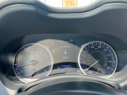 Used 2017 INFINITI Q50 2.0t w/ Moonroof Package AWD/4WD image 36