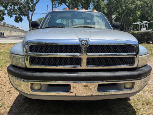 Used 1999 Dodge Ram 2500 Truck 2WD Quad Cab image 10