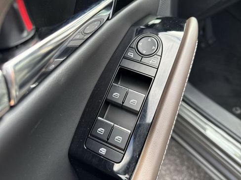 Certified 2025 MAZDA CX-30 AWD 2.5 S w/ Premium Package image 16