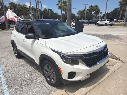 Used 2024 Kia Seltos S FWD image 2