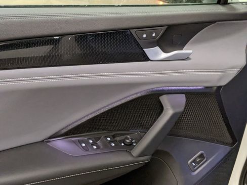 New 2026 Volkswagen Tiguan SE R-Line image 10