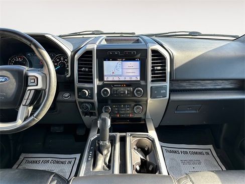 Used 2019 Ford F150 Lariat w/ Trailer Tow Package image 11