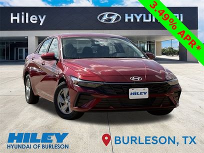 New 2025 Hyundai Elantra SE