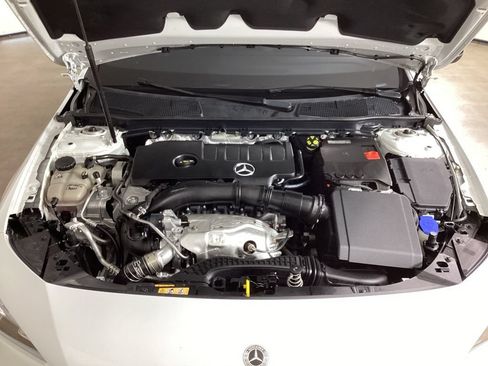 Used 2022 Mercedes-Benz CLA 250 image 24