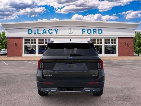 New 2026 Ford Explorer Active w/ Active Comfort Package AWD/4WD image 6