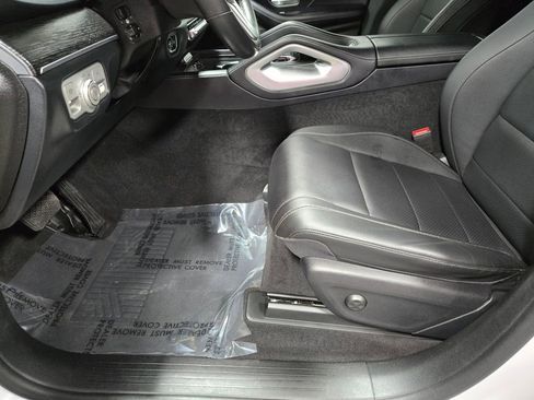 Used 2020 Mercedes-Benz GLE 350 4MATIC image 11