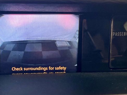 Used 2012 Toyota Sienna LE image 10