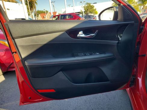 Used 2022 Kia Forte GT image 19