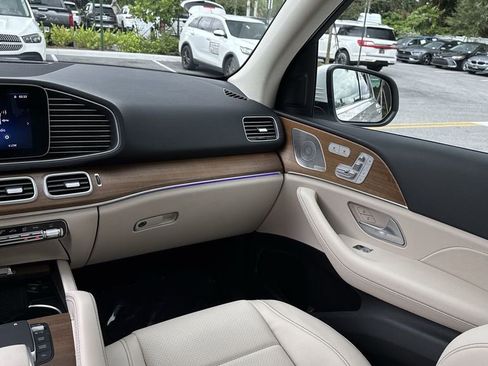 Used 2024 Mercedes-Benz GLE 450 4MATIC image 15