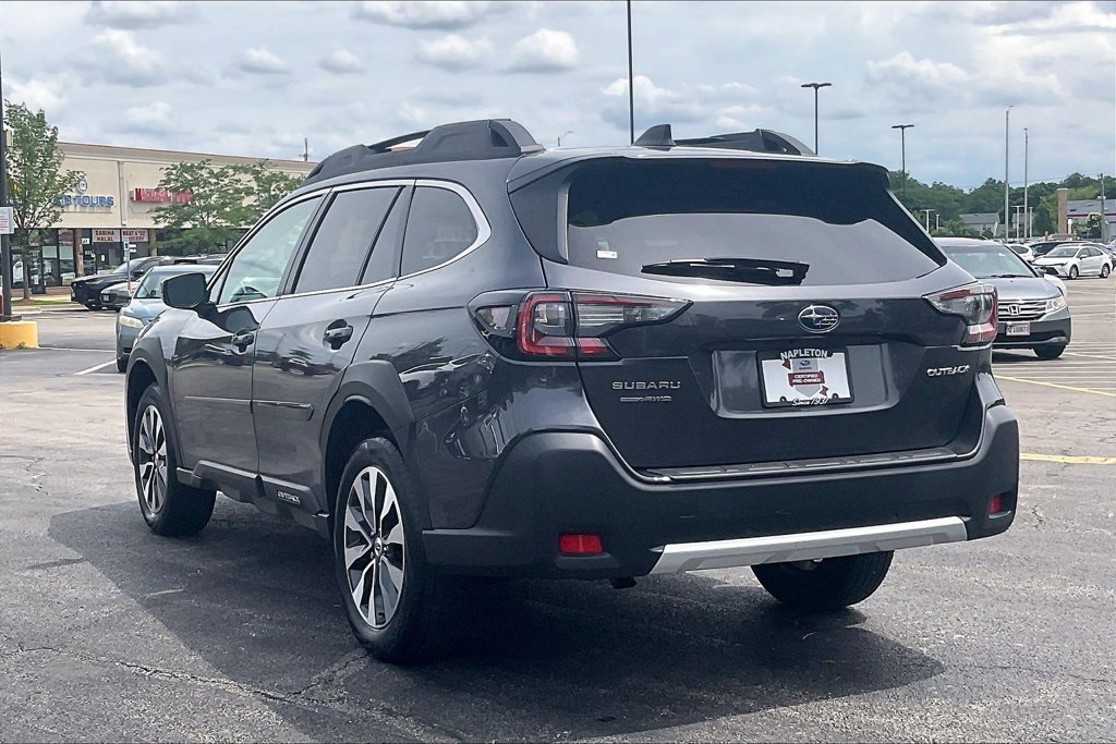 Certified 2024 Subaru Outback Limited AWD/4WD image 11