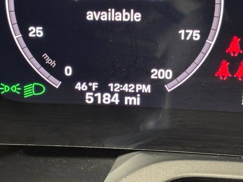 Used 2025 Porsche 911 Carrera image 22